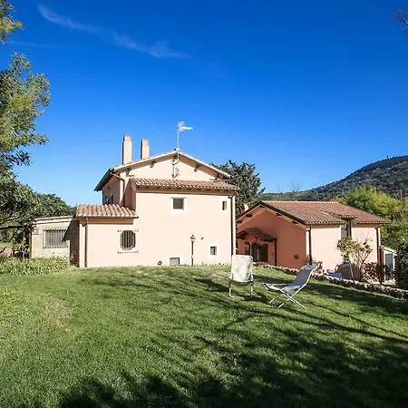 Casalino Spagnolo Garden Apartment *